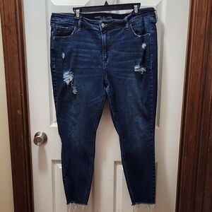 Old Navy Dark Blue Distressed Women's Ankle Jeans Sz 18 EUC